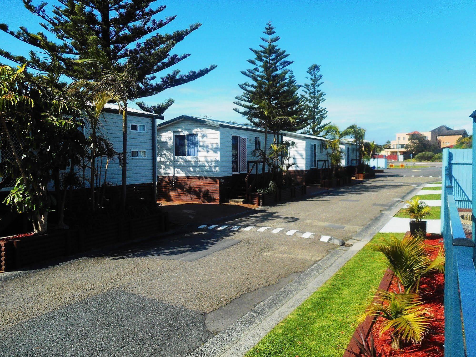 Two Shores Holiday Village Entrance Esterno foto