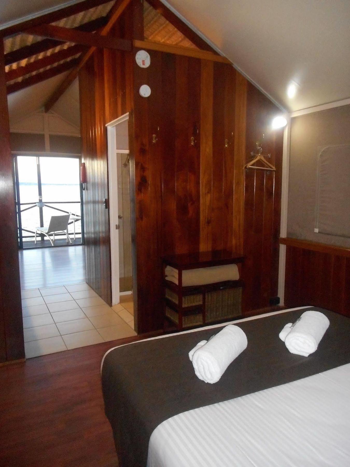 Two Shores Holiday Village Entrance Esterno foto